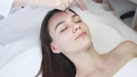 Fractional mesotherapy Stock Footage 134573156