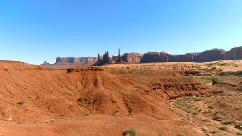 The fragile pinnacles of rock are surrounded by miles of mesas and buttes. 스톡 동영상 113649669