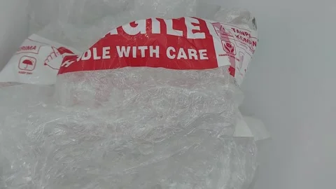 Fragile warning label 動画素材 259020874