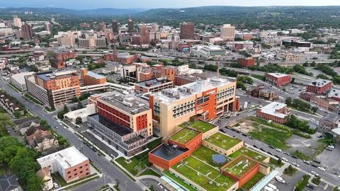 Fragmentation of Elements - St. Josephs Hospital - Syracuse, NY Foto stock