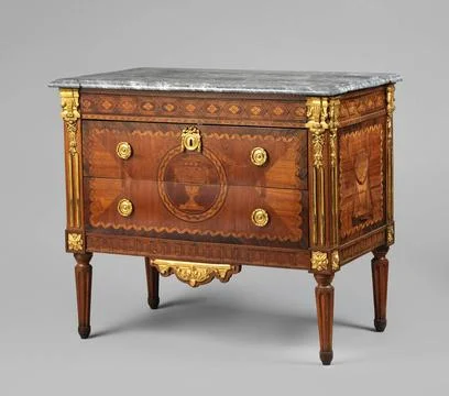 Frame with three drawers, with marketer dialing including a medallion with... Stockfoto's