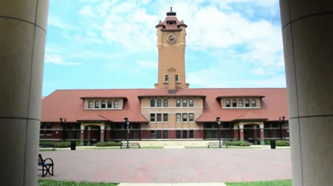 Framed Clocktower Giving time - Plaza Video stock 39099114