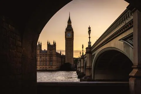 Framed view of Big Ben and Westminster Bridge at sunset Stock Photos
