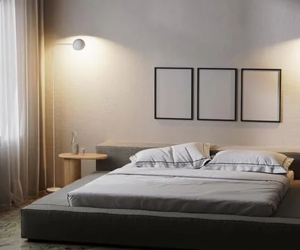 Frames mock up in modern bedroom interior in dark with lamp light, 3d renderi Illustrazione stock