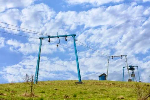 The framework of the mountain cable lift stand alone on the top of the mounta Foto stock