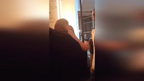 France: PETA Protest Targets Pharrell Williams and Louis Vuitton Over Animal... Stockbeeldmateriaal 280561092