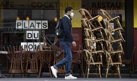 France sets mid-May objective for bar cafe and restaurant reopening, Paris - 19  Stock Photos