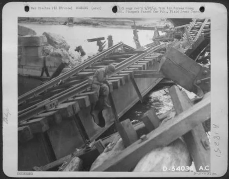 FRANCE-Supporting timber falsework had been placed under this bridge by th... Foto stock