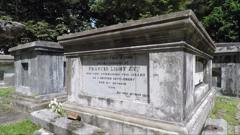 Francis Light Tomb, Old Protestant Cemetery, George Town, Penang, Malaysia Video stock 299933217