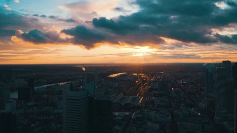 Franfurt sunset from main tower 動画素材 123338916