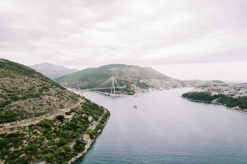 Franjo Tudjman cable-stayed bridge over the Dubrovacka River. Dubrovnik, Croatia Fotos de archivo