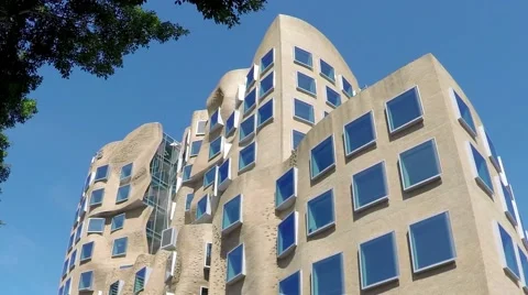 Frank Gehry designed building at Sydney's UTS University Video stock 62260187