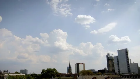 Frankfurt Highrise - Clouds / Sky Replace - Timelapse 4K+ 動画素材 93698952