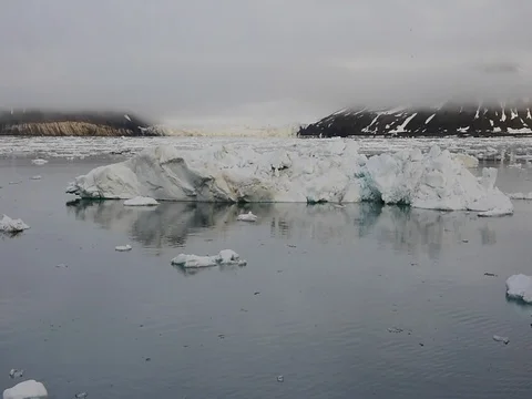 Franz-Josef Land landscape Vídeos de archivo 81306312