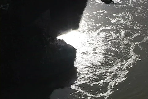 Fraser River Sun reflection pull out Stock Footage 147488