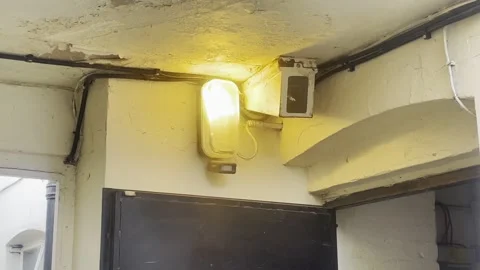 Freaky Light and Old CCTV Camera 库存影片 242530703