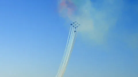 Frecce Tricolori MB339PAN Jets in Split Formation 動画素材 344253324