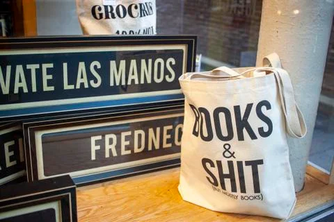 Frederick, MD 08/14/2020: A window display of a book store Stock Photos