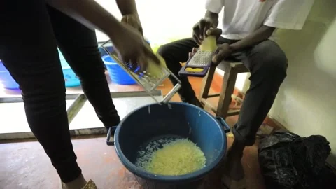 Free handmade soaps distributed in Nairobi slums to fend off Covid-19, Nairobi,  Vídeo Stock 204024979