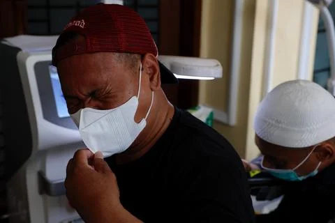 Free tattoo removal program during Ramadan in Jakarta, Indonesia - 24 Feb 2026 Foto stock