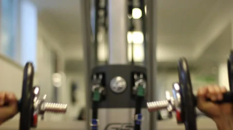 Free weight bench press Vídeo Stock 37870926