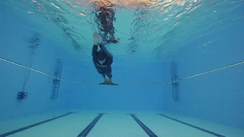 Freediving03 Stock Footage 126089358