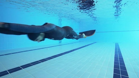 Freediving04 Stock Footage 126089414