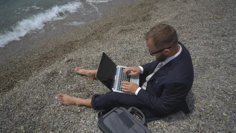 Freelance Stock Footage 109397865