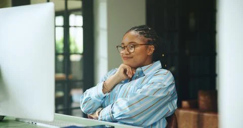Freelancer, computer and happy of black woman in home office for web design.. 스톡 사진