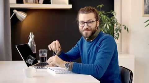 Freelancer drawing while sitting in the home office. Stock Footage 141376082