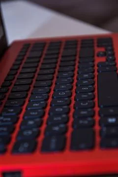 Freelancer working from home using laptop at home Foto stock