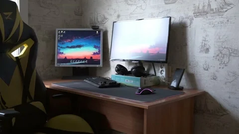 A freelancer's workplace. Programmer. Editor Stock Footage 160639512