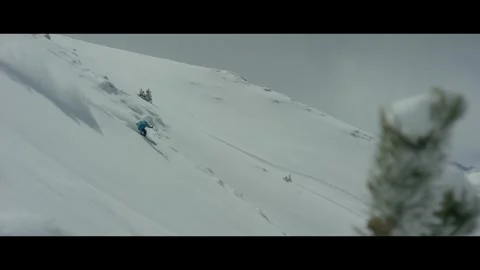 Freeride skiing powder turns Stock Footage 270777859