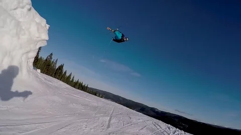 Freeski Bigjump Rodeo 540 Video stock 100168779