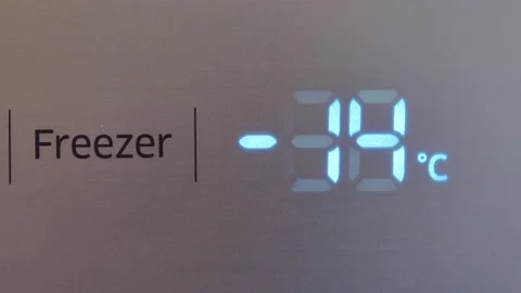 Freezer Temperature Electronic Indicator on Fridge Door Video stock 141654807
