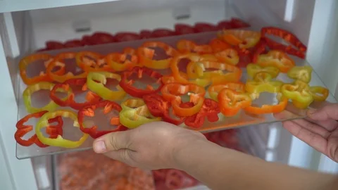 Freezing bell peppers Stock Footage 95387624
