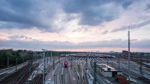 Freight depot in evening with cloudy sky timelapse Hamburg Maschen Video stock 62405637