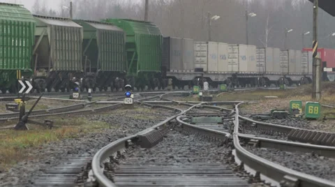 Freight train Stock Footage 33326598
