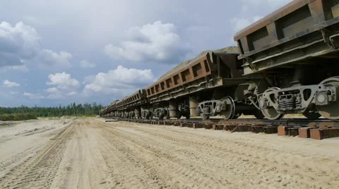 Freight Train Passing Stockbeeldmateriaal 52545844