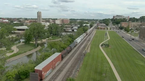 Freight train rolls through Elgin, IL Stock Footage 202188261