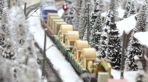 Freight train in snowy woods Vídeos de archivo 67370848