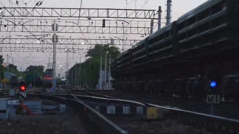 Freight train traveling on the paths during the day Vidéo 69167884