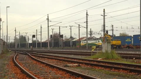 Freight train in Wels 스톡 동영상 220091501
