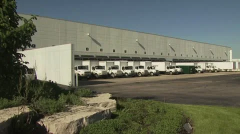Freight Trucks Lined Up At Warehouse Freight Doors 2 스톡 동영상 18945114