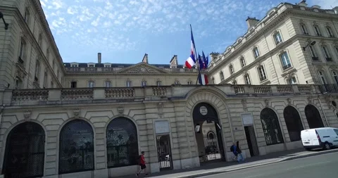 French flags on a building next to Orsay Museum (Musée d'Orsay), Paris, France Video stock 200396860