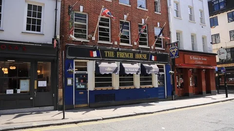 The French House Pub closed during London lock down Stock Footage 129889933