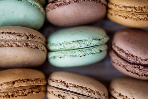 French macaroons close-up. Background. Sweets. Celebration. Gift. Foto stock