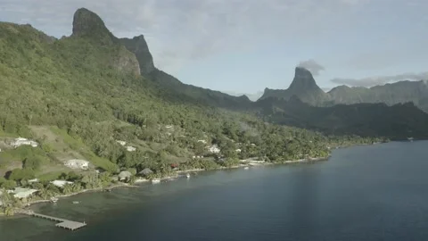 French Polynesia Cooks Bay and Mountain Landscape Stock Footage 168724862