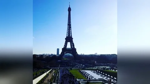 French slackliner walks from Eiffel Tower in Paris Stock Footage 109262532