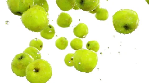 Fresh apples falling. Food concept. Slow motion. Isolate with alpha Vidéo 69052544